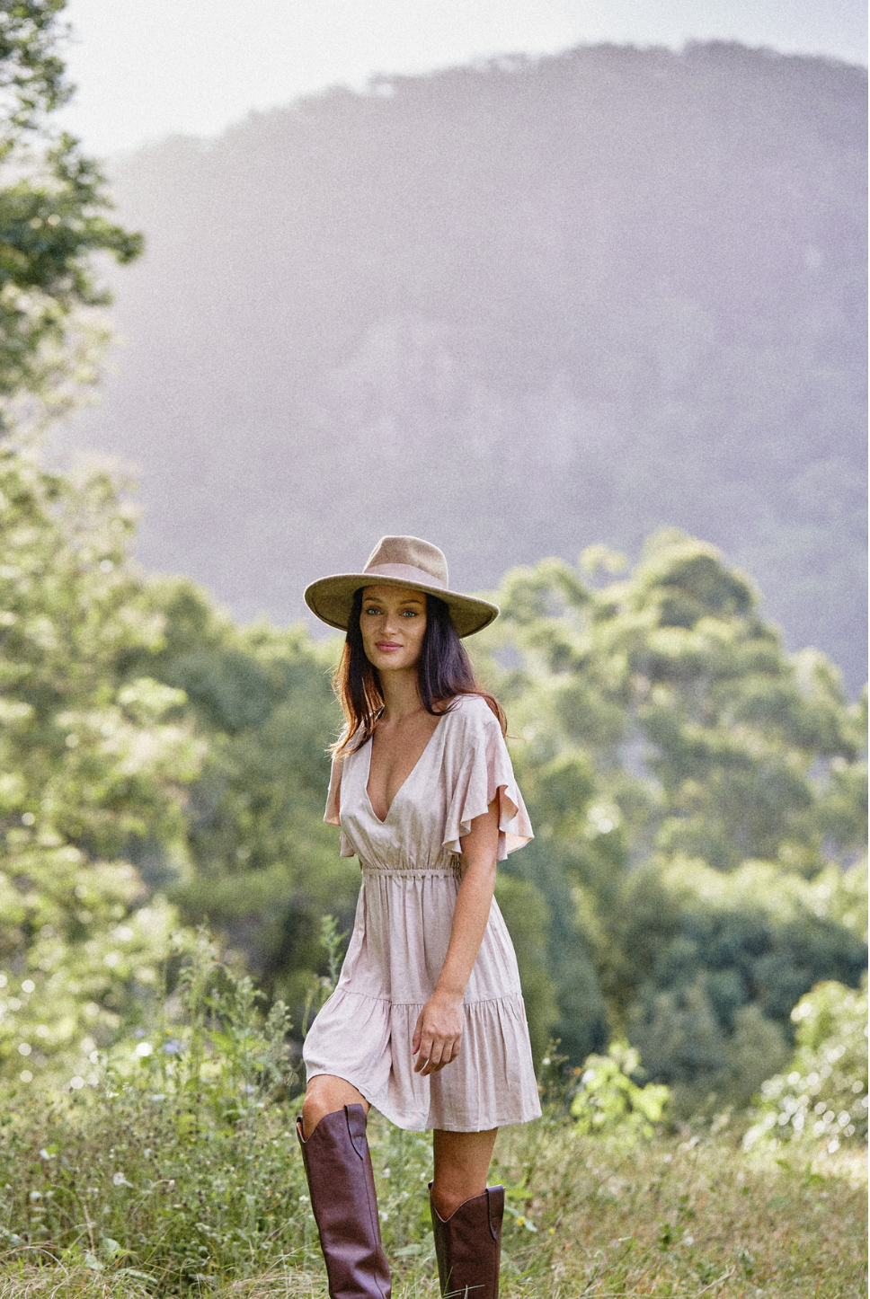 Woman&#39;s Mini ballet pink mini dress. This flowy beach dress brunch dress perfect easy wear basic pull over dress easy wear comfortable chic stylish mini dress ladies