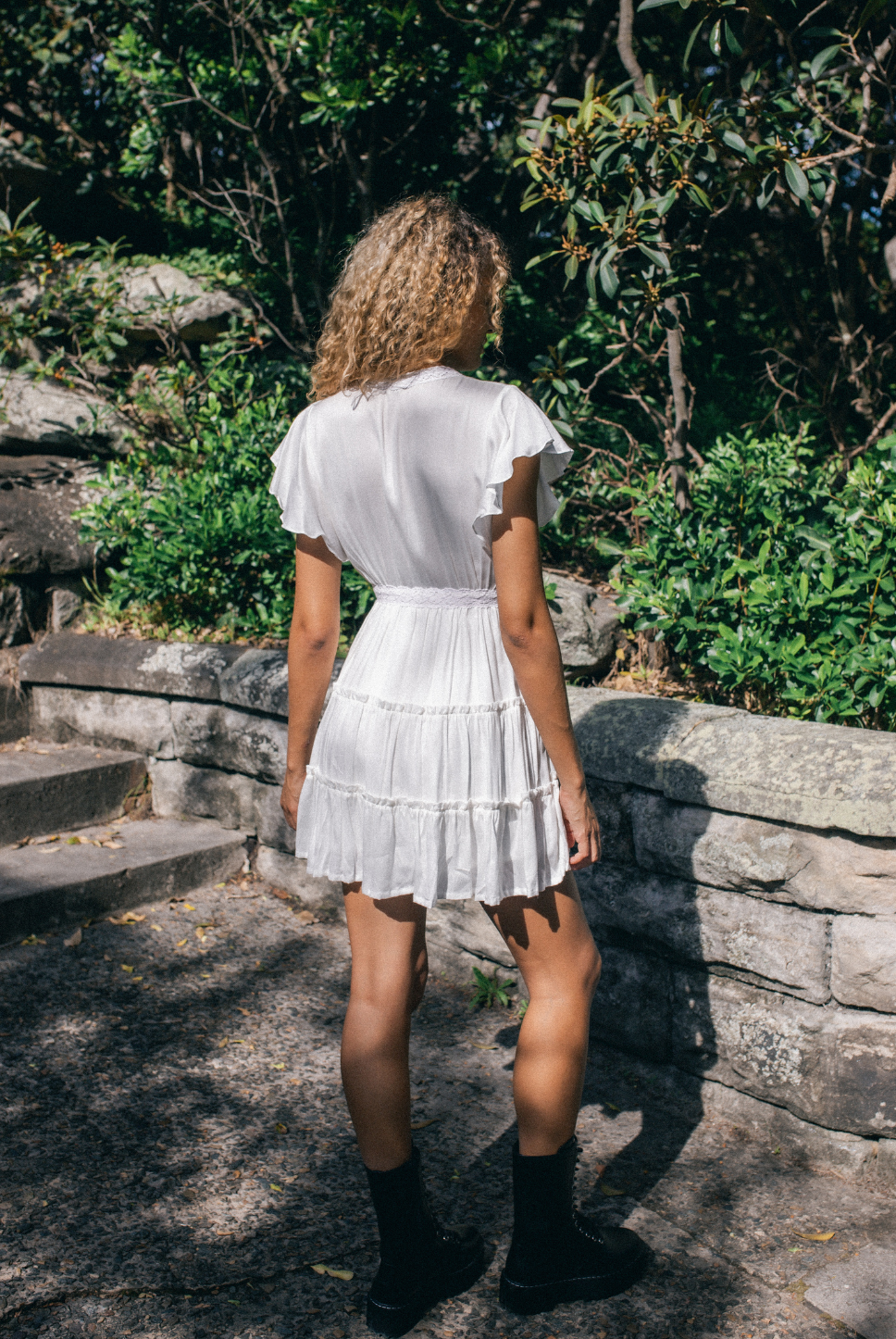 Hannah Ruffle Mini - White