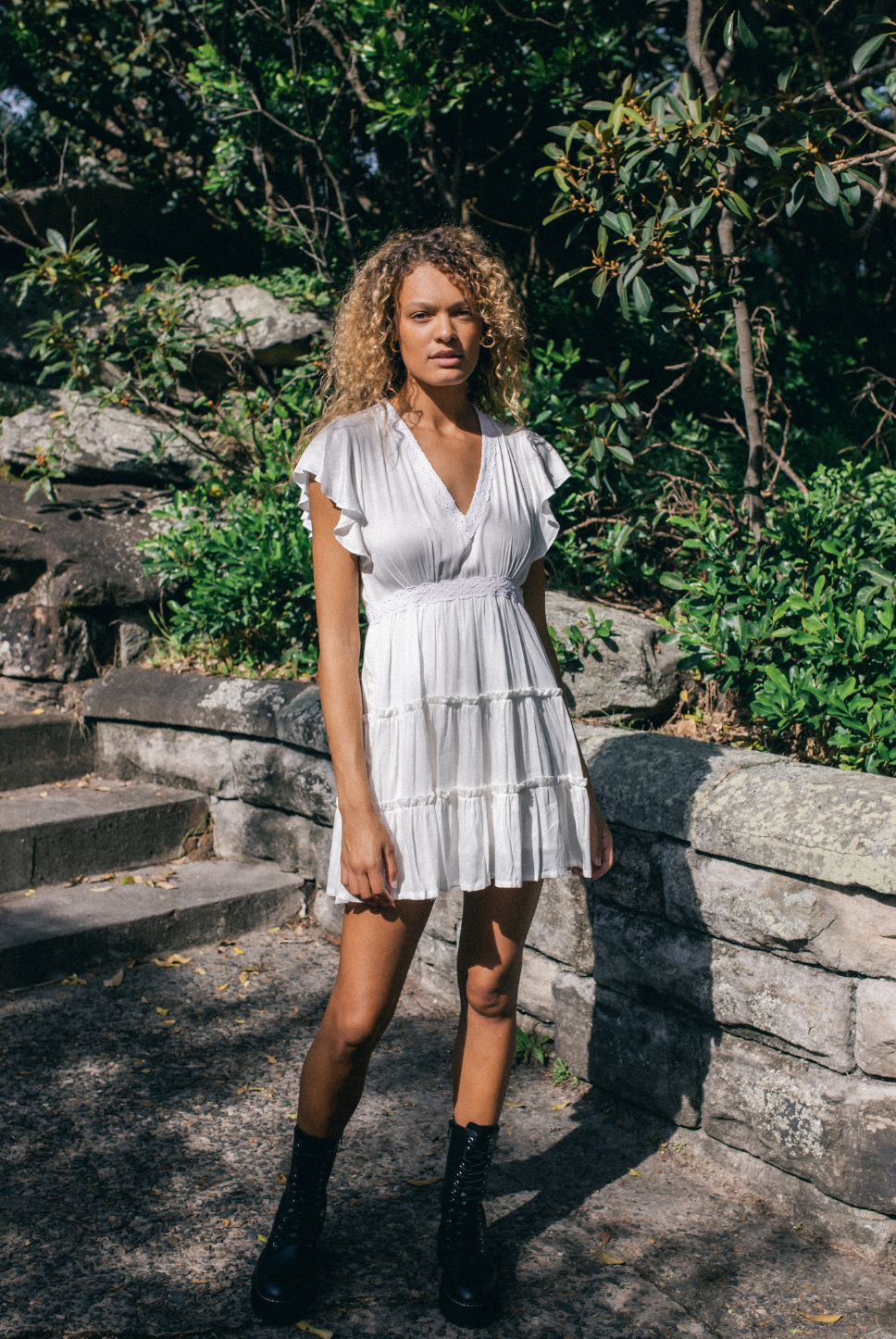 Hannah Ruffle Mini - White